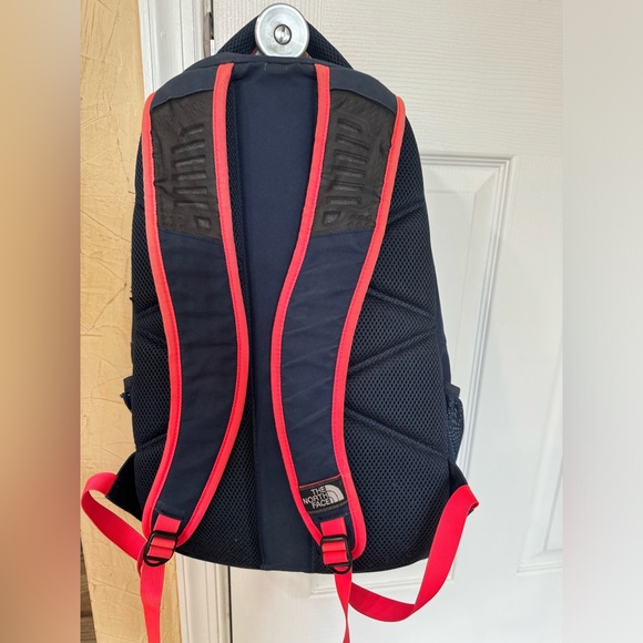 The North Face backpack - Picture 2 of 6